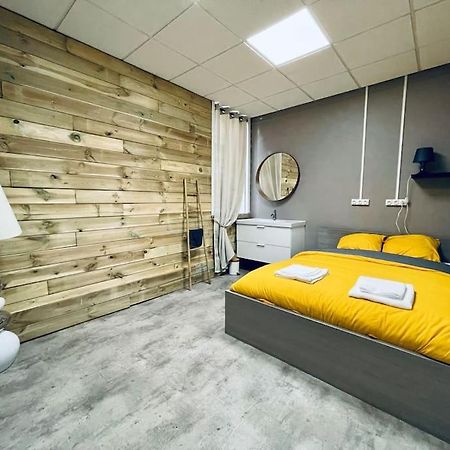 Le Cocon De Sasha - Hyper Centre - Full Climatisation - Proche Gare - 1 Chambre - Canape Convertible - Gere Par Presta-Zen'Services ヴェルダン・シュル・ムーズ エクステリア 写真